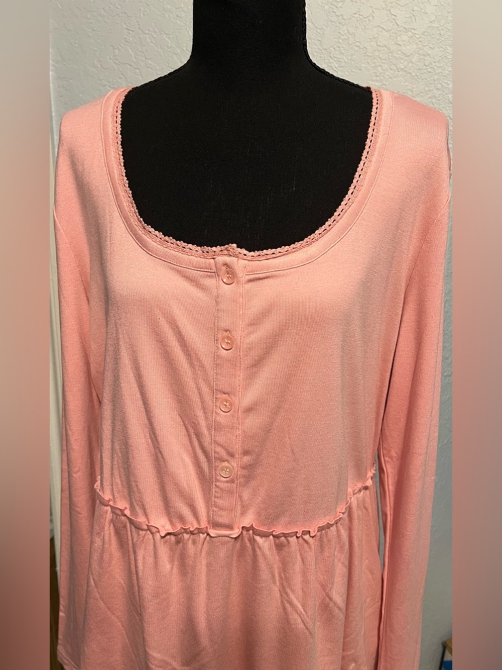 Roschico Soft Pink Half Button-Front Long Sleeve Top NWT - Picture 3 of 6